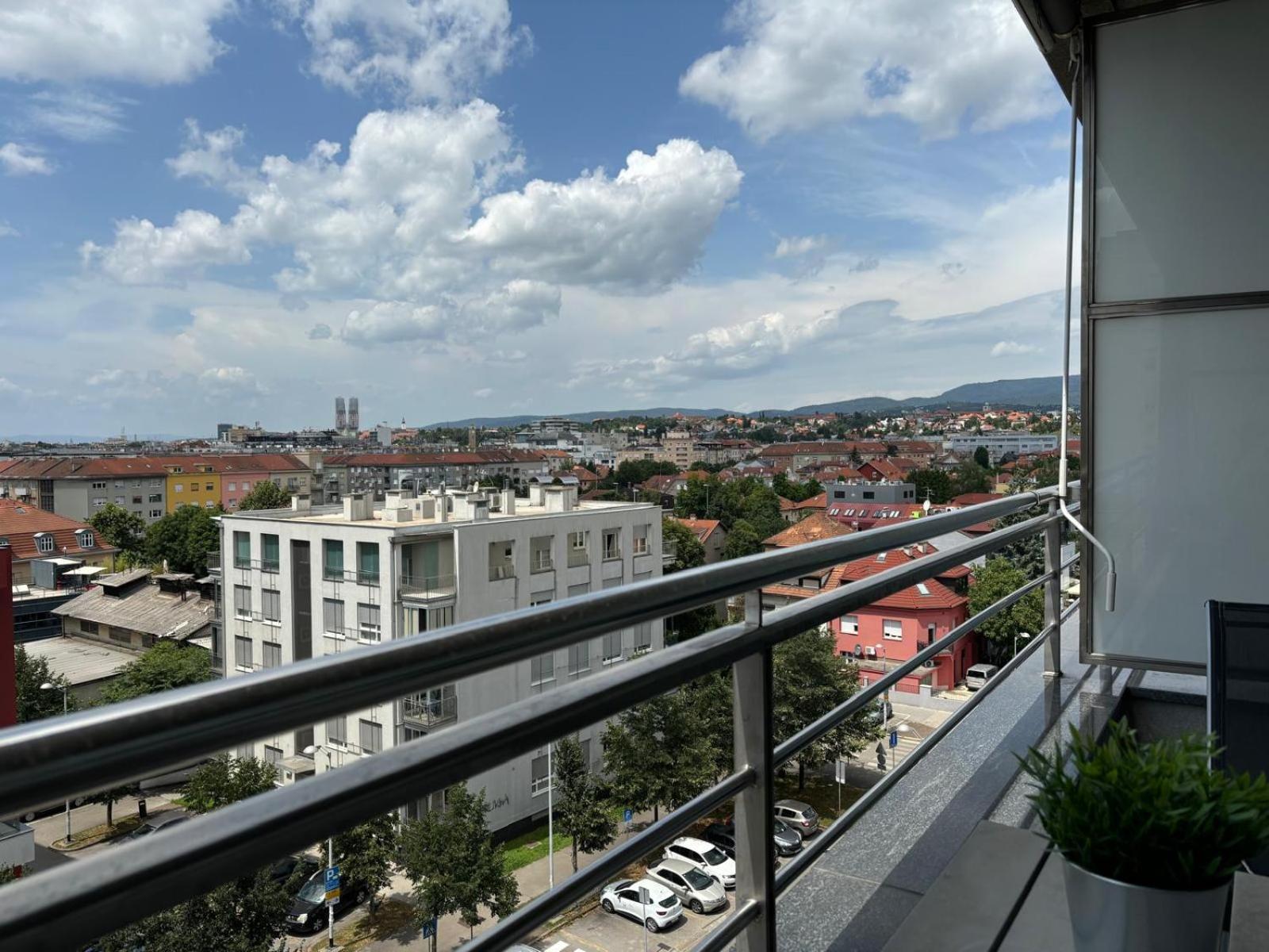 Apartman Vivi Zagreb Bagian luar foto